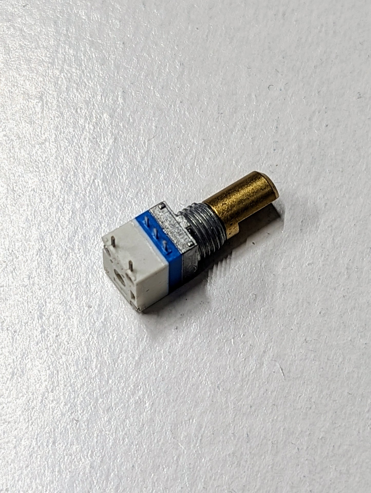 J60800323 - Motorola Vertex POT, VOLUME TP7LBRN1 B503 RY-10489