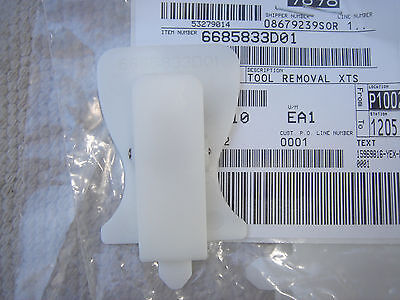 6685833D01 - Motorola XTS Series Case Removal Tool