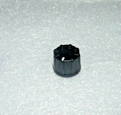 3664022H01 - Motorola, KNOB Volume - O5