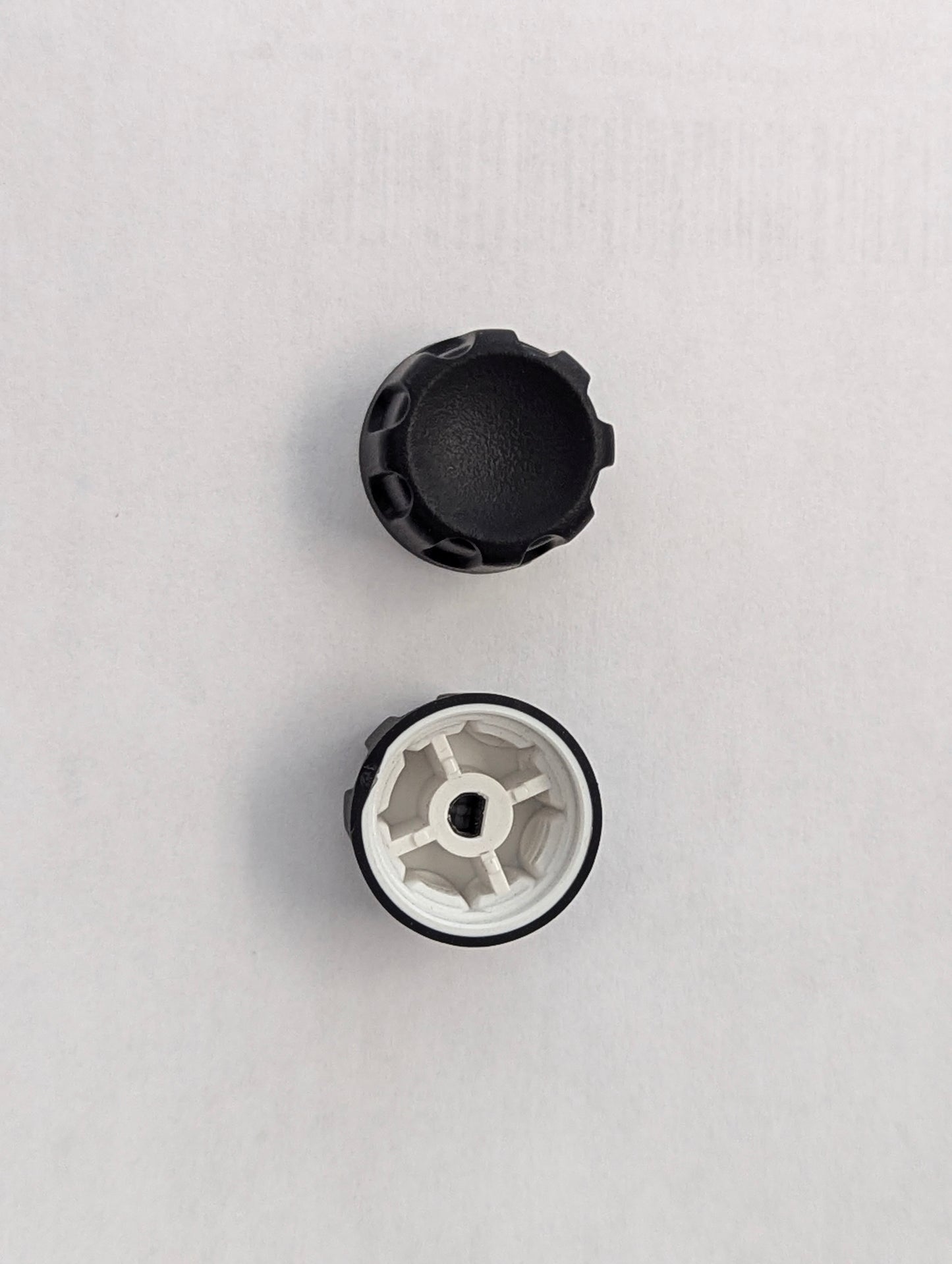 HW002145A01 - Motorola KNOB, FREQ, DUAL SHOT, E5